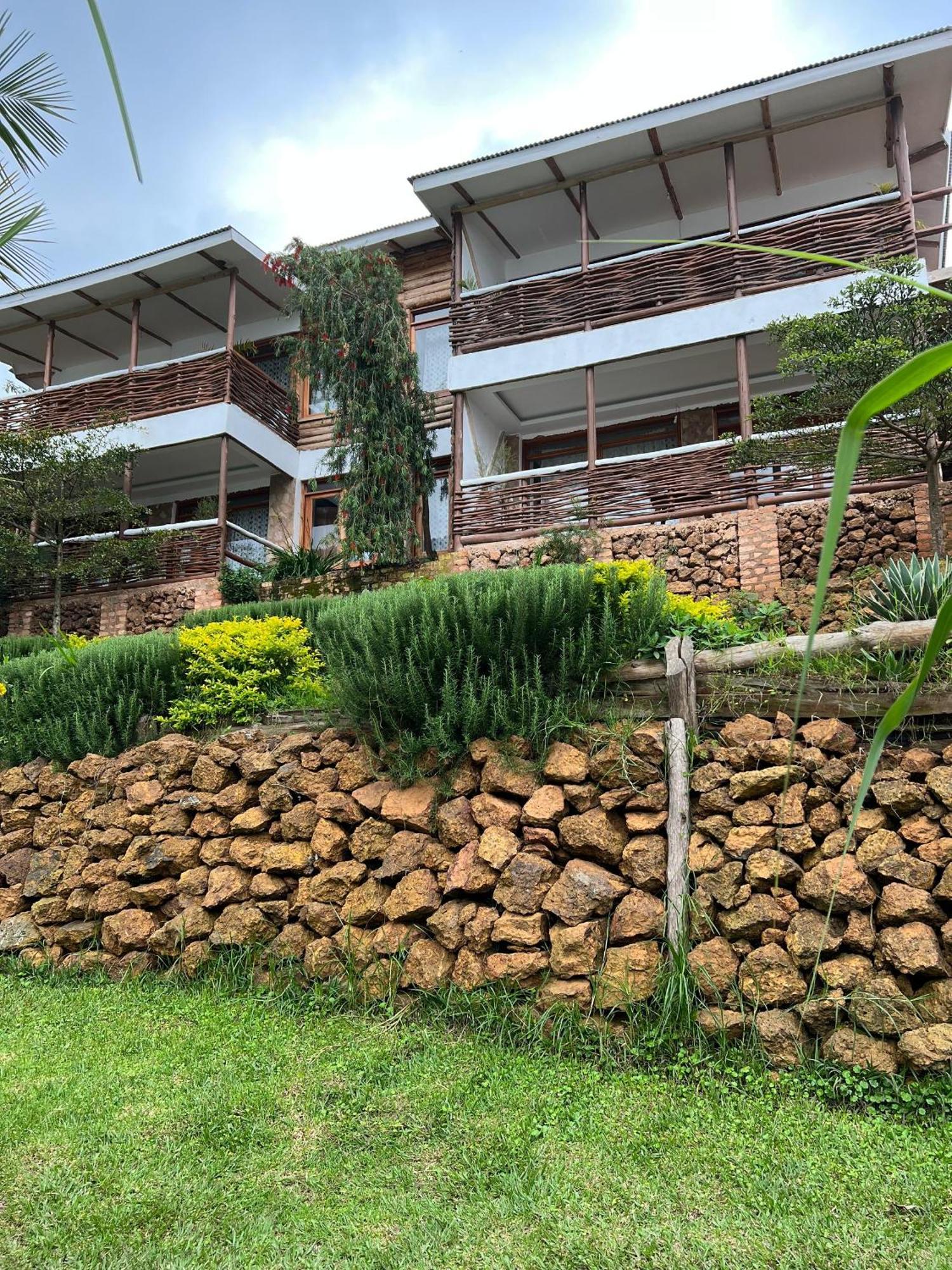 Lake Bunyonyi Rock Resort Kabale ภายนอก รูปภาพ