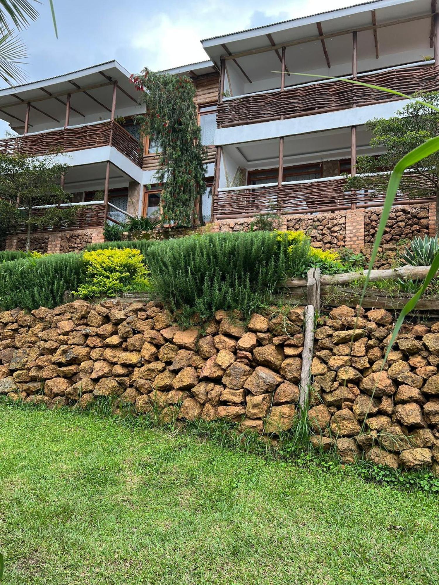 Lake Bunyonyi Rock Resort Kabale ภายนอก รูปภาพ